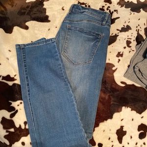 Skinny medium rise jeans